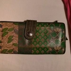 Fossil wallet